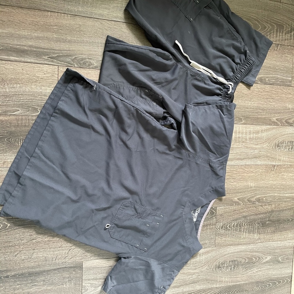 Greys anatomy scrub set